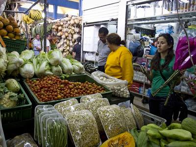 File:At the Market (5590925284).jpg