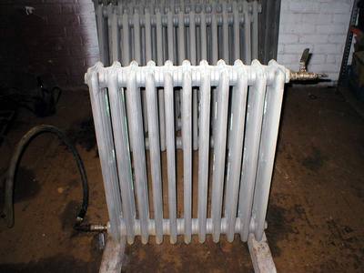File:Cast Iron Radiator Refurbishment.jpg
