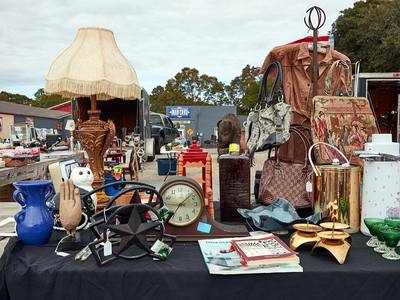 File:Flea Market in Pensacola, Florida, 2020.jpg