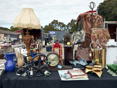 File:Flea Market in Pensacola, Florida, 2020.tif
