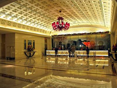 File:Galaxy Macau Hotel Reception 2011.jpg