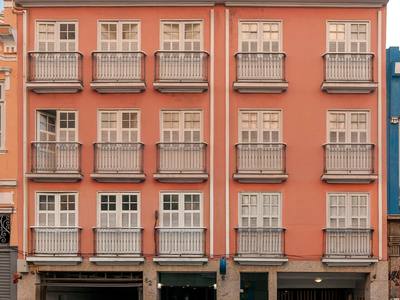 File:Pink apartment building facade, Rio de Janeiro.jpg