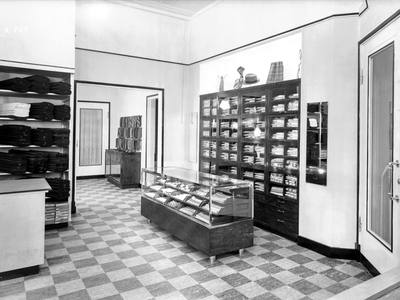 File:Clothing and textile store 1936 (JOKAKAL3B-23641).tif