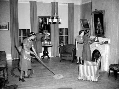 File:JosephineStreetParlorNewOrleans1939Mop.jpg