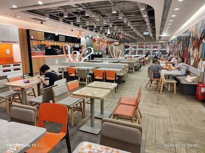 File:HK SKD Sai Kung Po Lam MCP One Shopping Mall 大快活 Fairwood Restaurant interior furniture tables n chairs July 2026 N13P 05.jpg