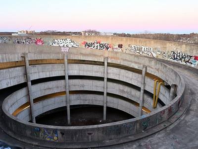 File:East spiral ramp at Alewife station parking garage March 2025.jpg